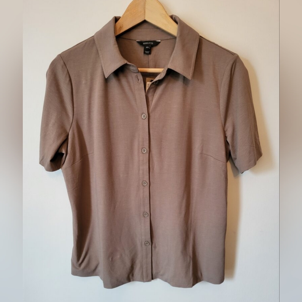 New RW & CO. Women's Taupe Short Sleeve Polo Viscose Blend Top